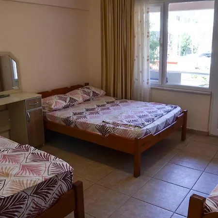 Berk Apart Küçükkuyu