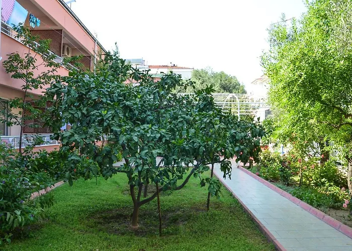 Aparthotel Berk Apart 3*