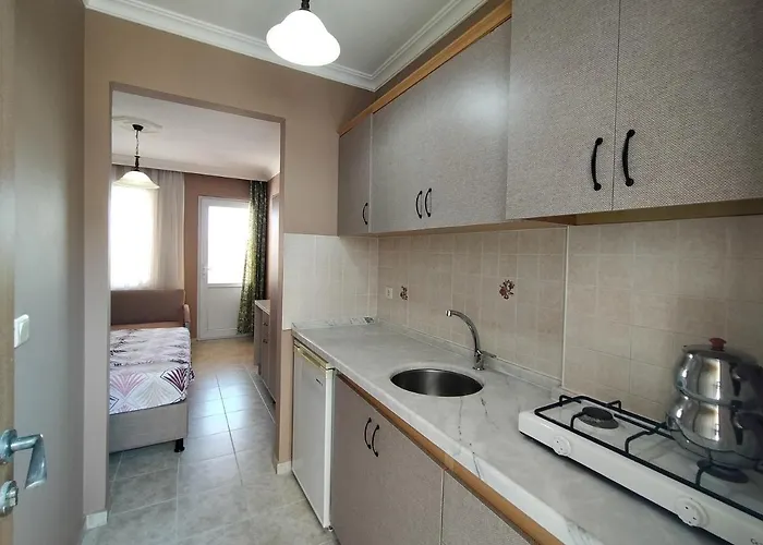 Berk Apart Aparthotel 3*