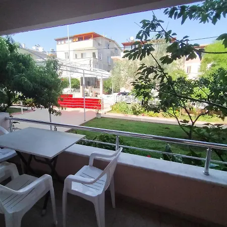 Berk Apart Aparthotel Kucukkuyu