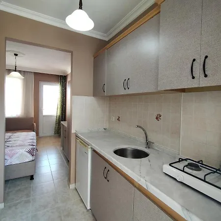 Berk Apart Aparthotel 3*