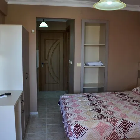 Aparthotel Berk Apart 3*