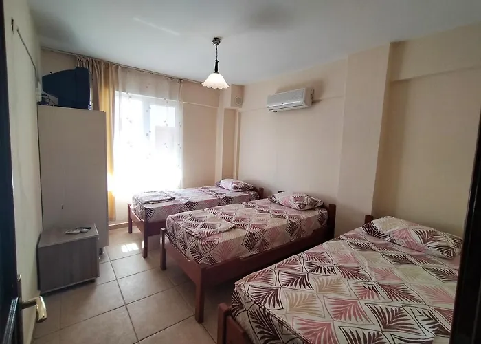 Berk Apart Apartahotel 3*